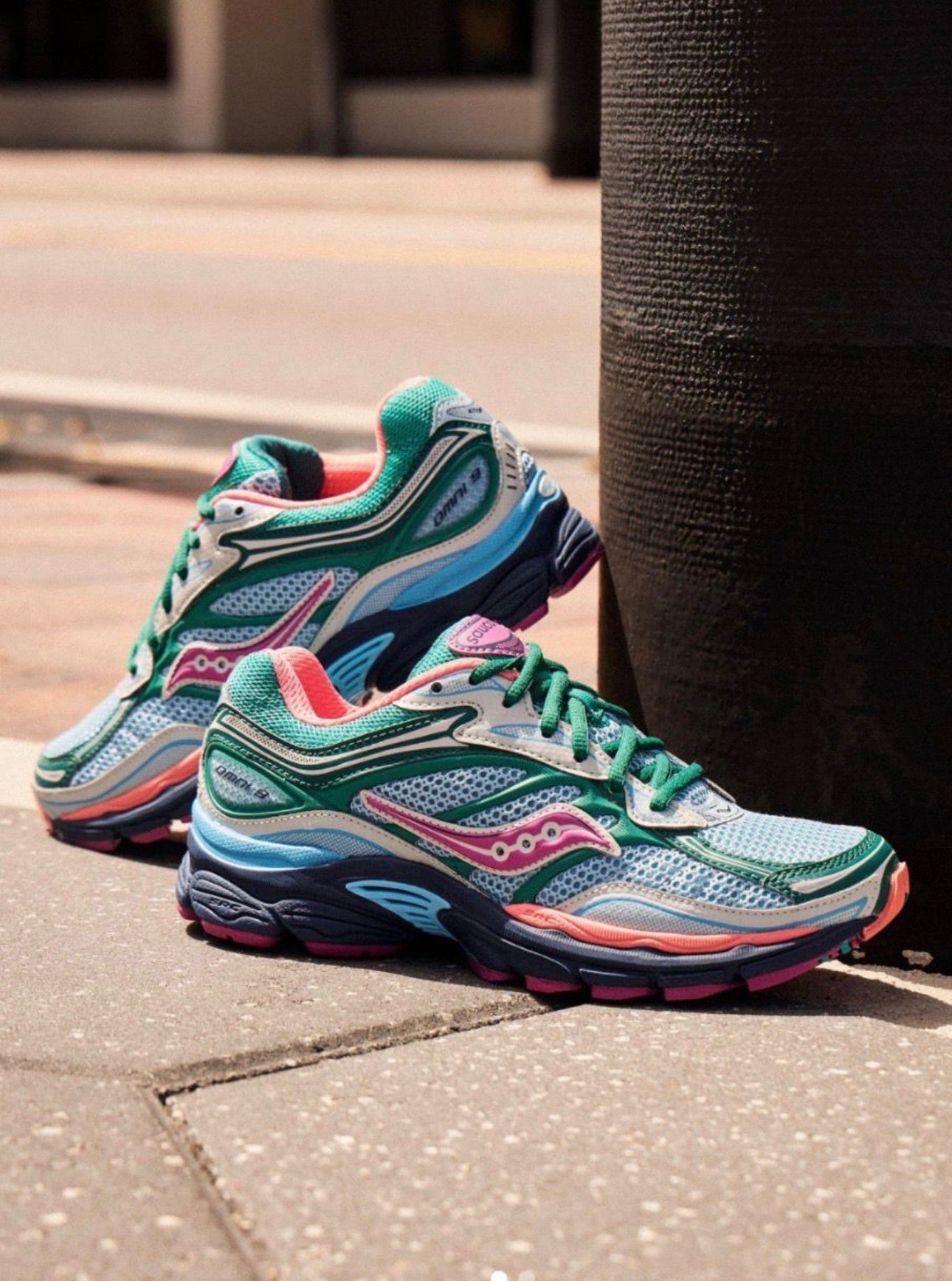 Saucony ProGrid Omni 9