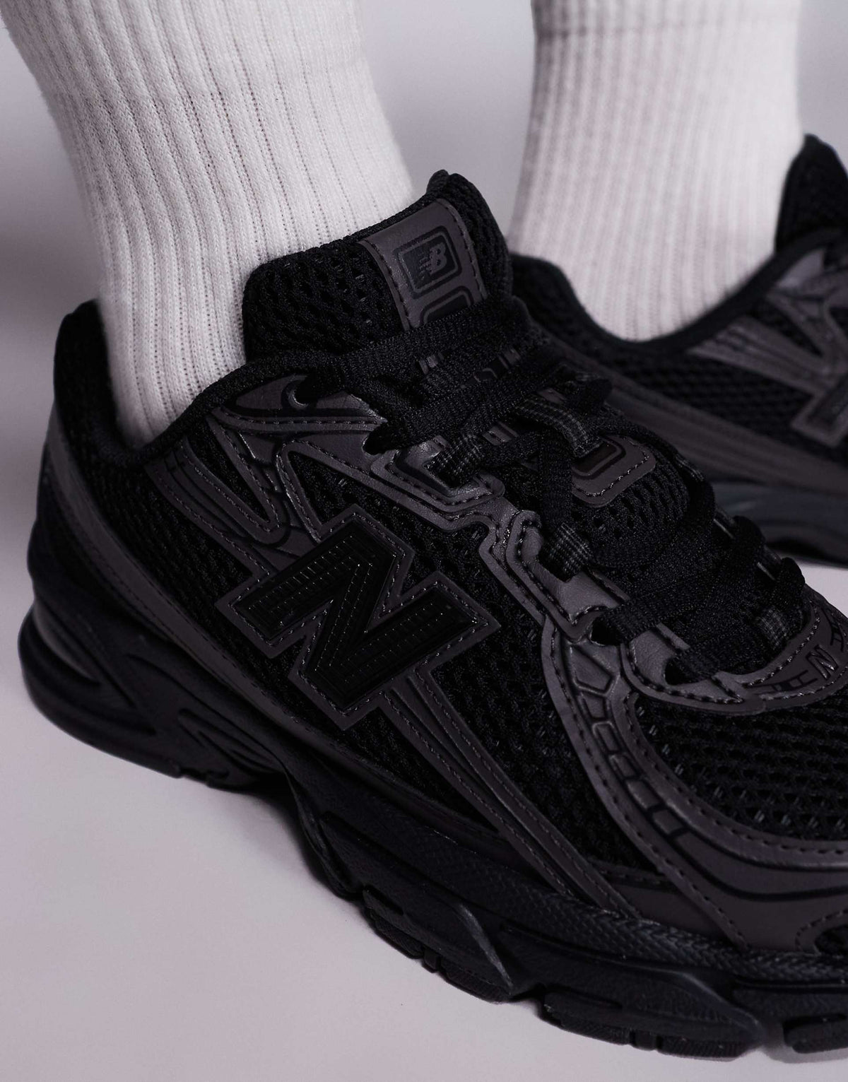 New Balance 740