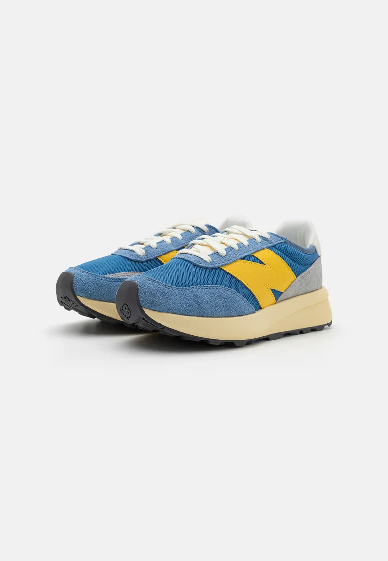 New Balance 370