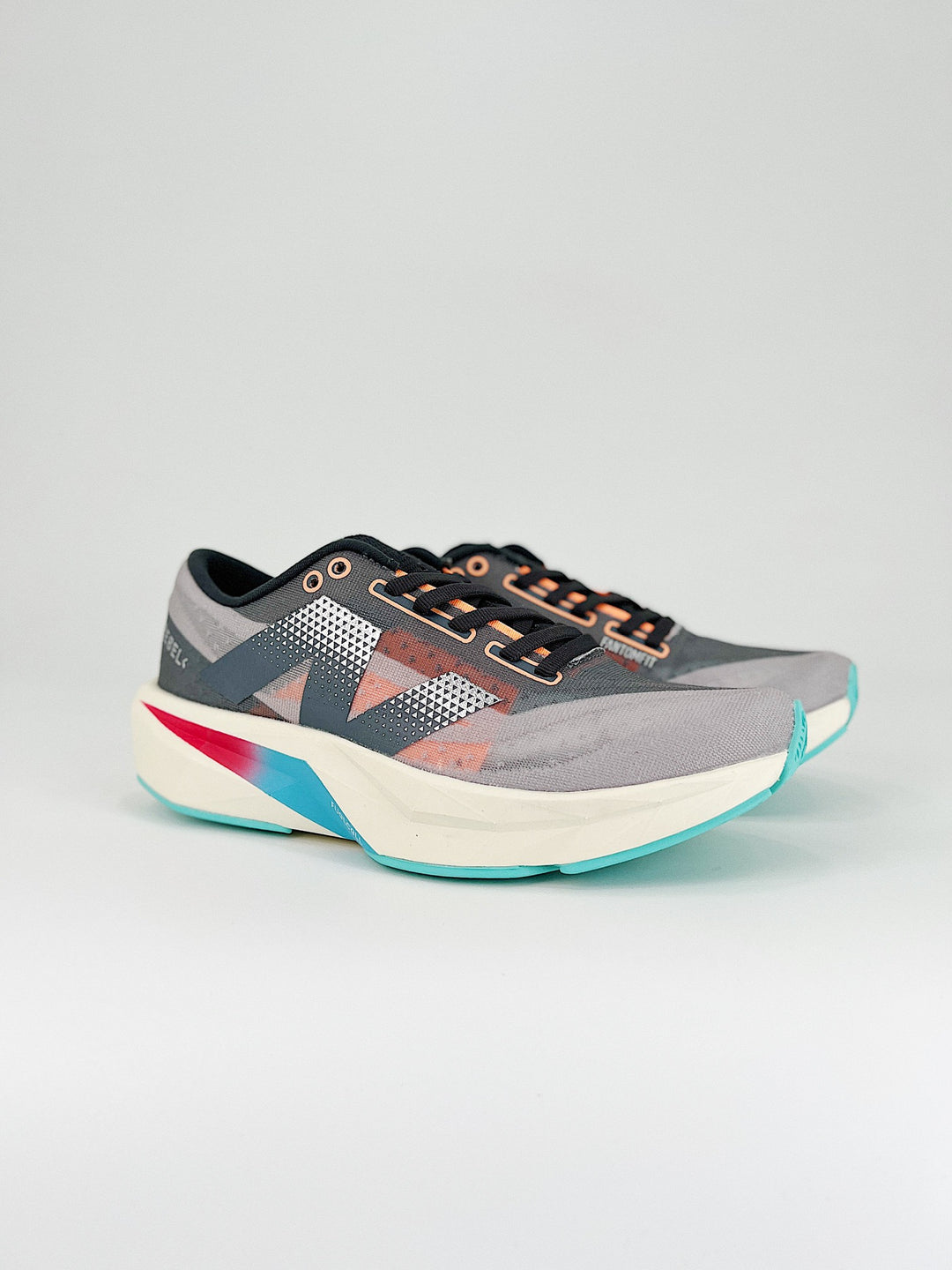 New Balance FuelCell Rebel V4